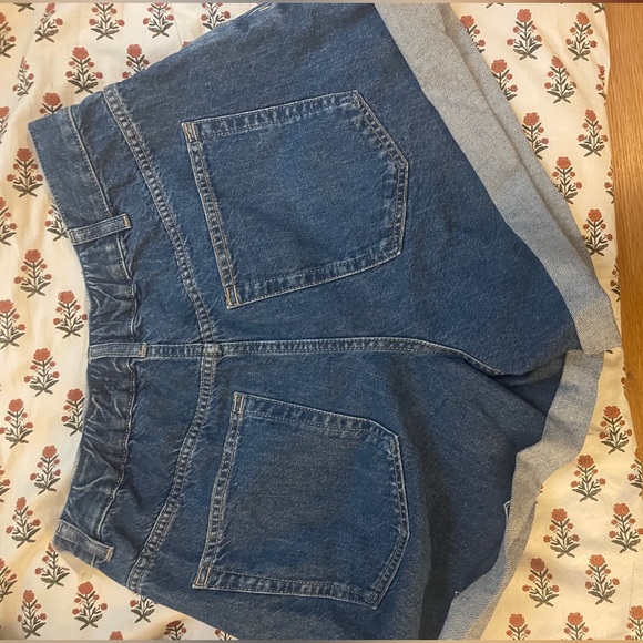 We the free Danni shorts in stargaze SIze Medium - Picture 3 of 3